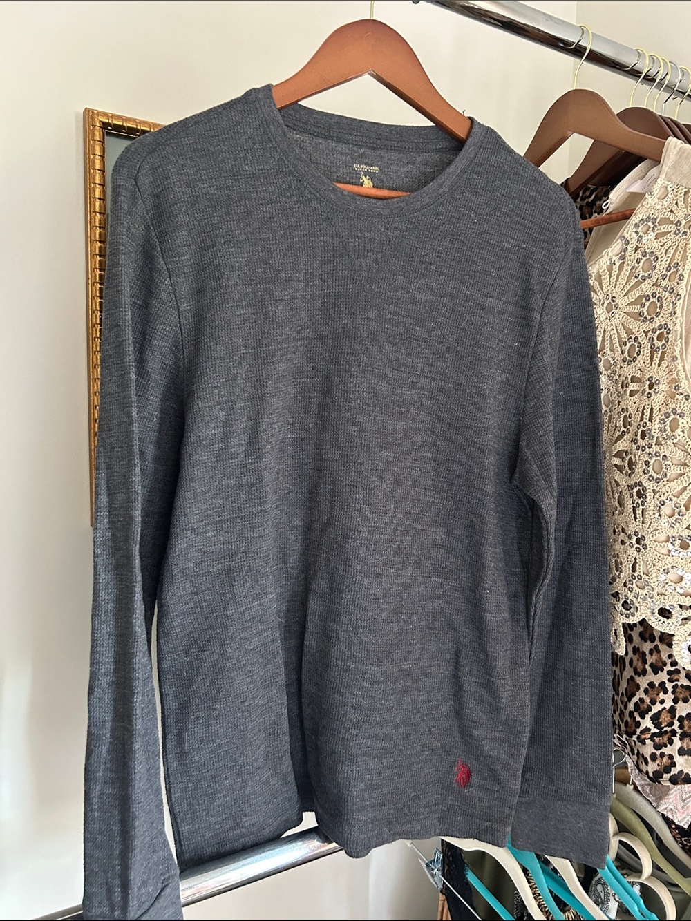 Men's L Gray Long Sleeve sleep shirt thermal Crewneck shirt